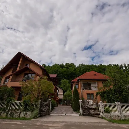 Dupa Apa La Razvan 3* Sighetu Marmatiei